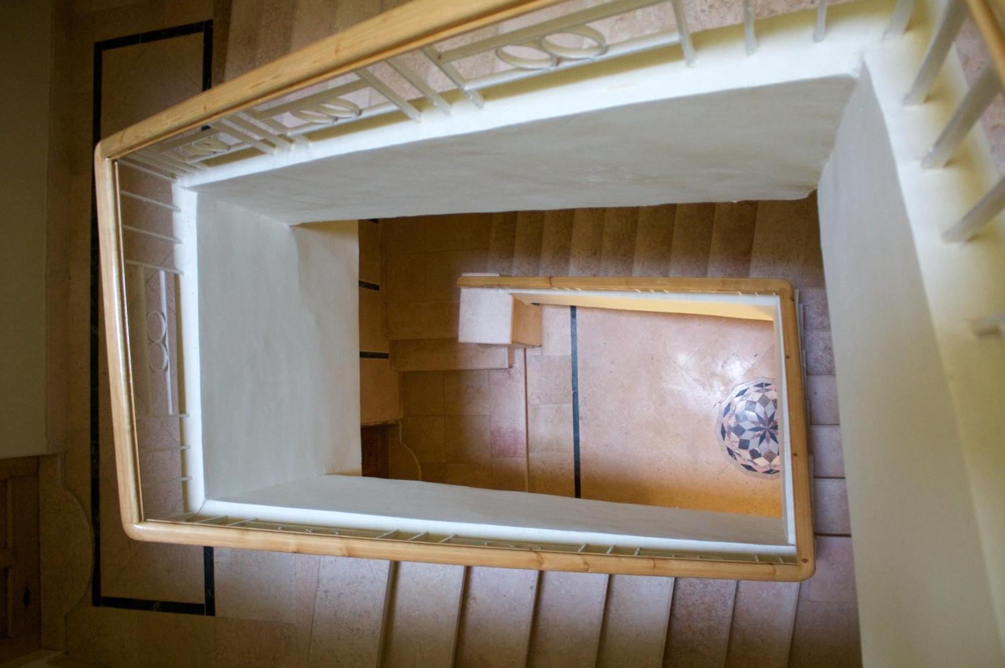Apartamento Obelisk House Jazirat al Awwamiyah Exterior foto